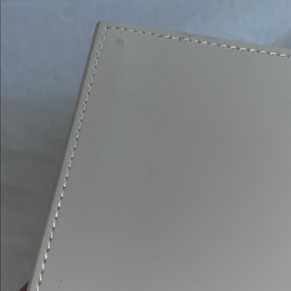 Diff Cream Sunglasses Vanity Box - image 7